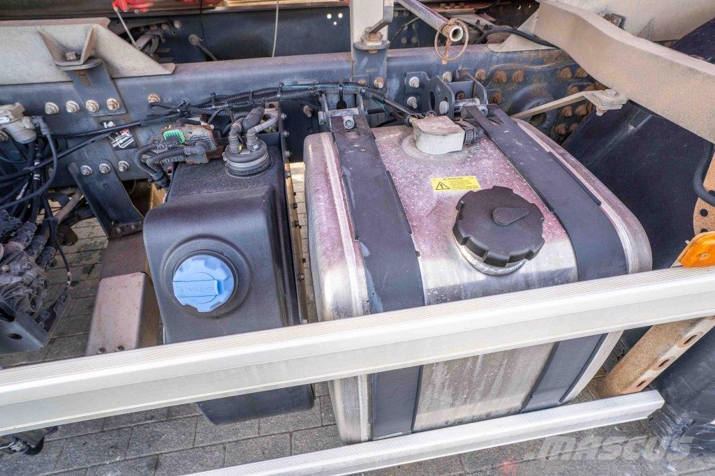 Volvo FE 280 +MAGYAR 13.000L/5COMP. Camiones cisterna