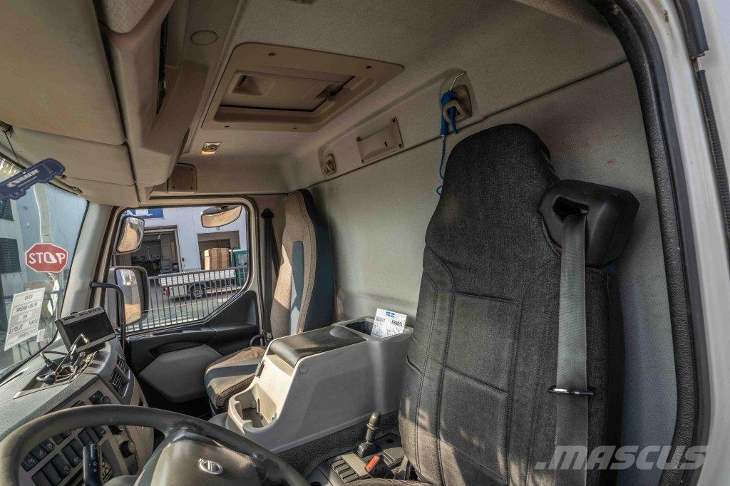 Volvo FE 280 +MAGYAR 13.000L/5COMP. Camiones cisterna