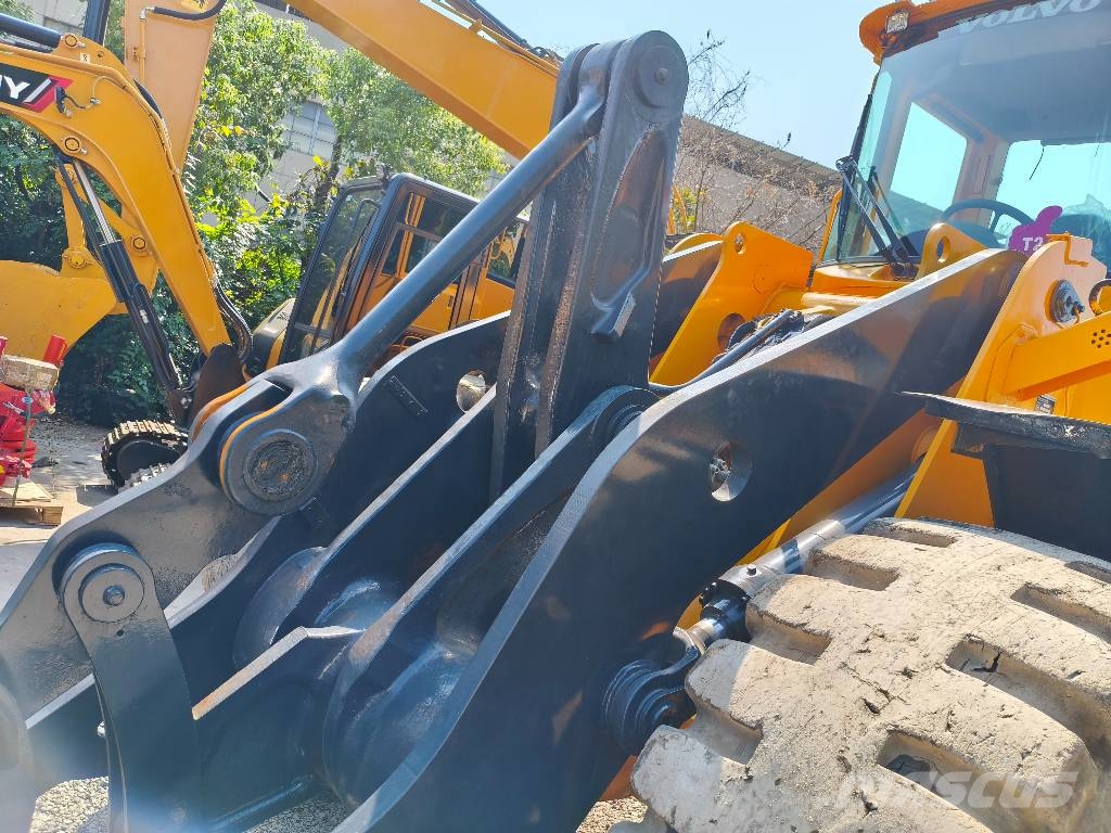 Volvo L150E Rataslaadurid