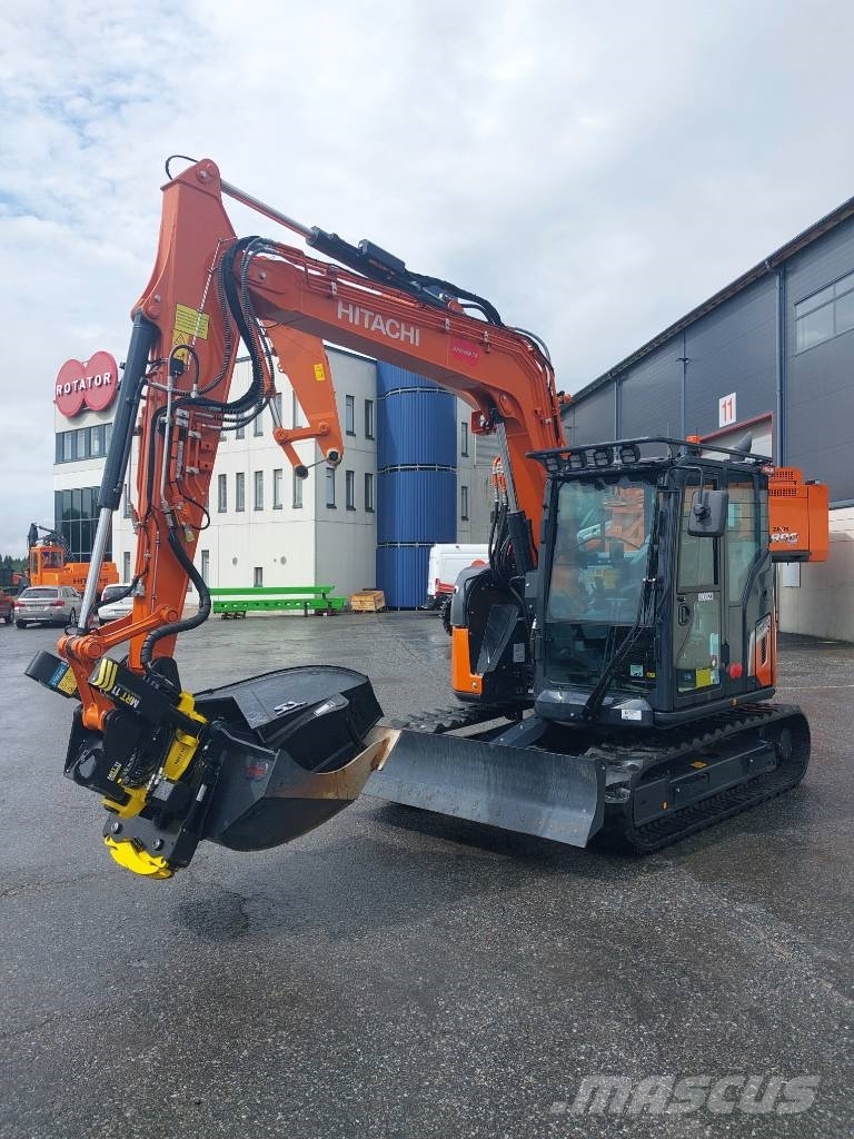 Hitachi ZX 85-95 US - Mini excavators 7t - 12t for rent, Year of