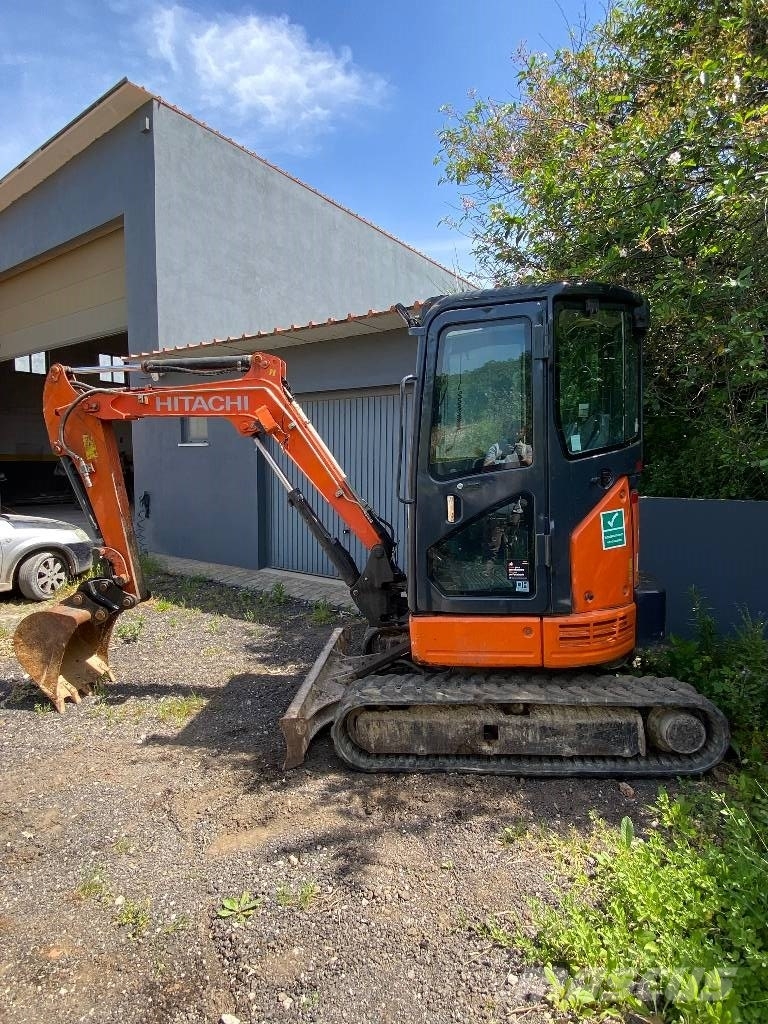Hitachi ZX 26 Mini Escavadoras <7t