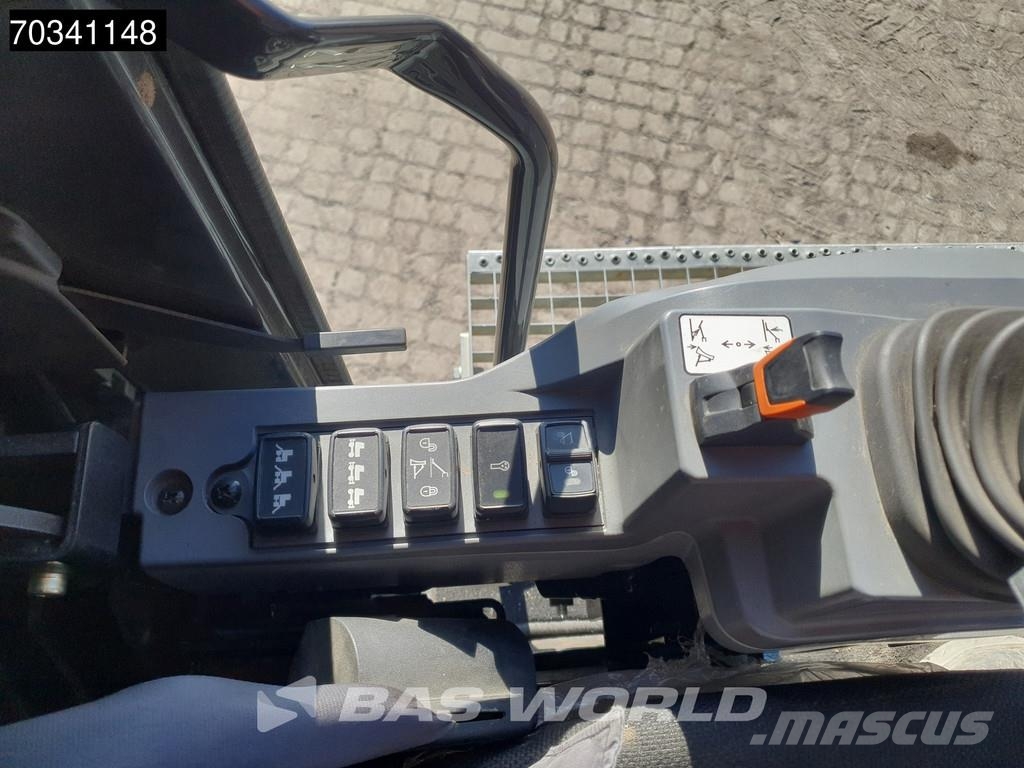 Hitachi ZX175W -7 Εκσκαφείς με τροχούς - λάστιχα