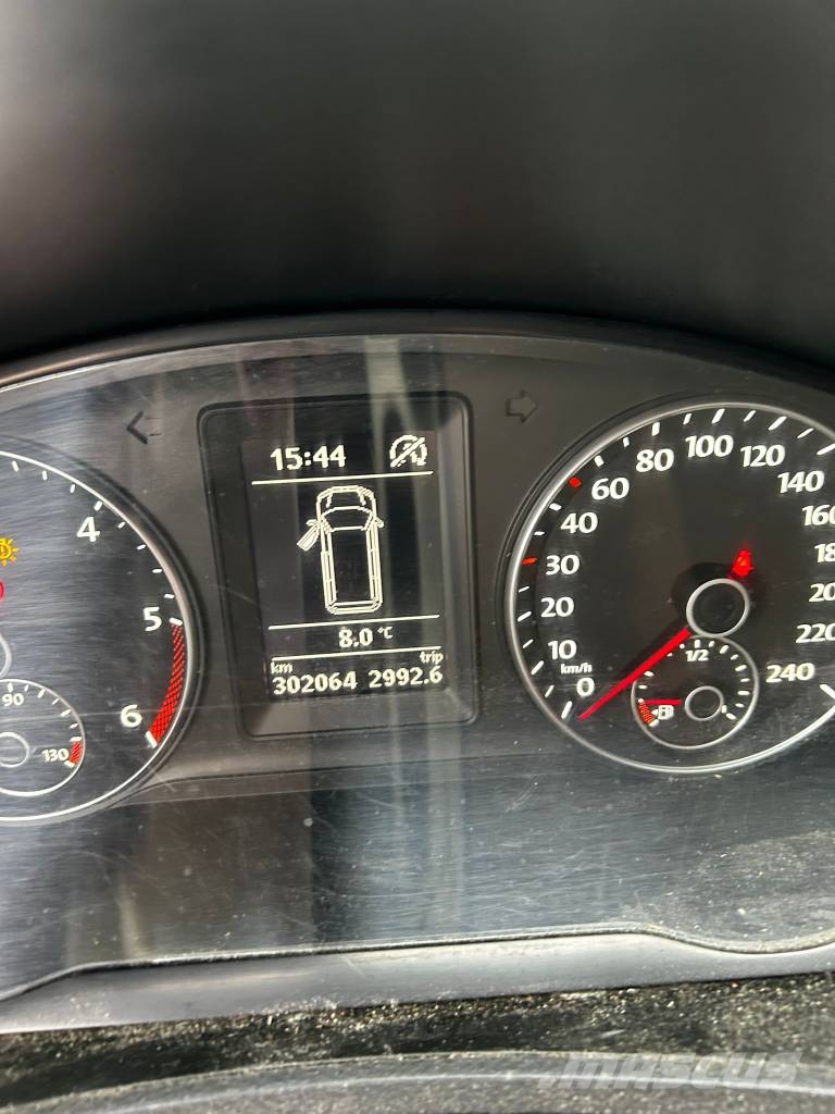 Volkswagen Transporter / 2xrenkaat,webasto,vakkari Lätta skåpbilar