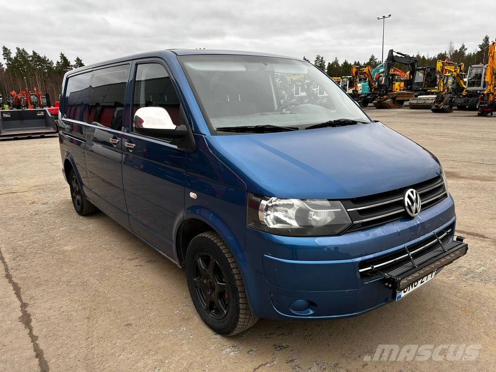 Volkswagen Transporter / 2xrenkaat,webasto,vakkari Lätta skåpbilar