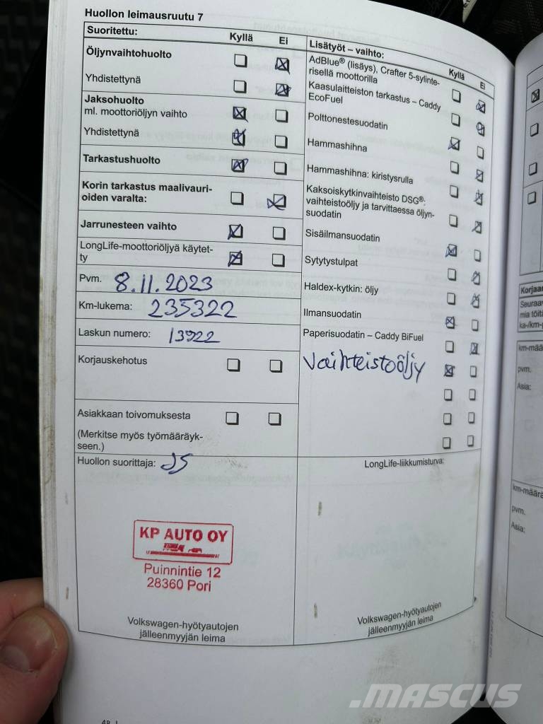Volkswagen Transporter / 2xrenkaat,webasto,vakkari Lätta skåpbilar