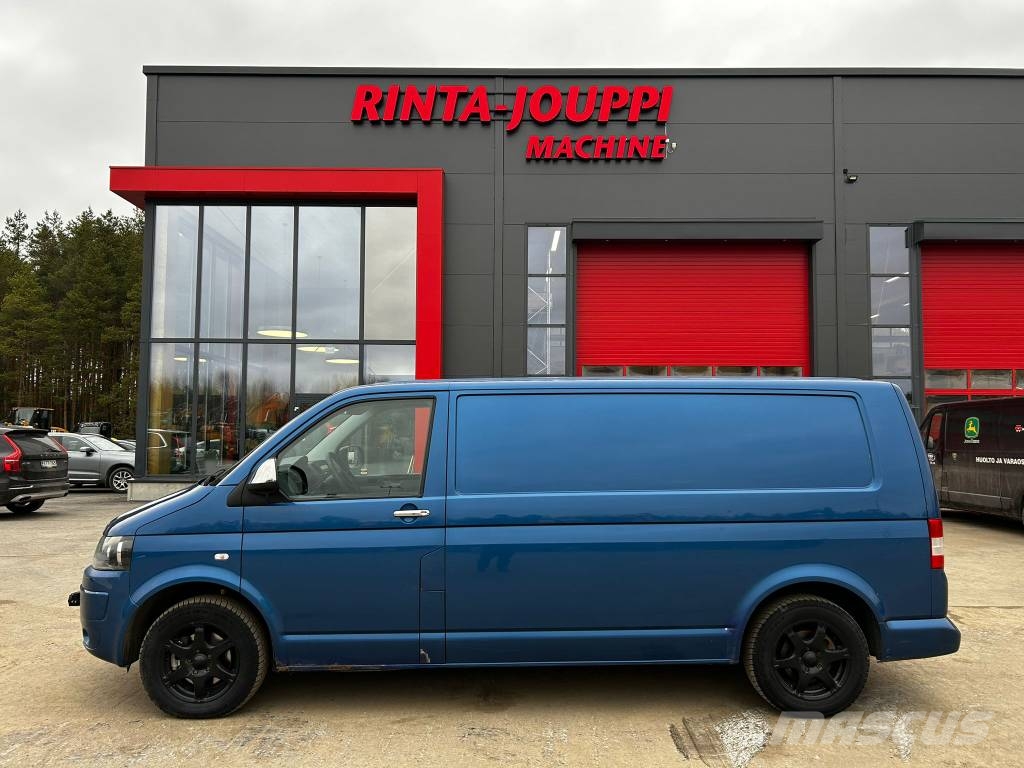 Volkswagen Transporter / 2xrenkaat,webasto,vakkari Lätta skåpbilar