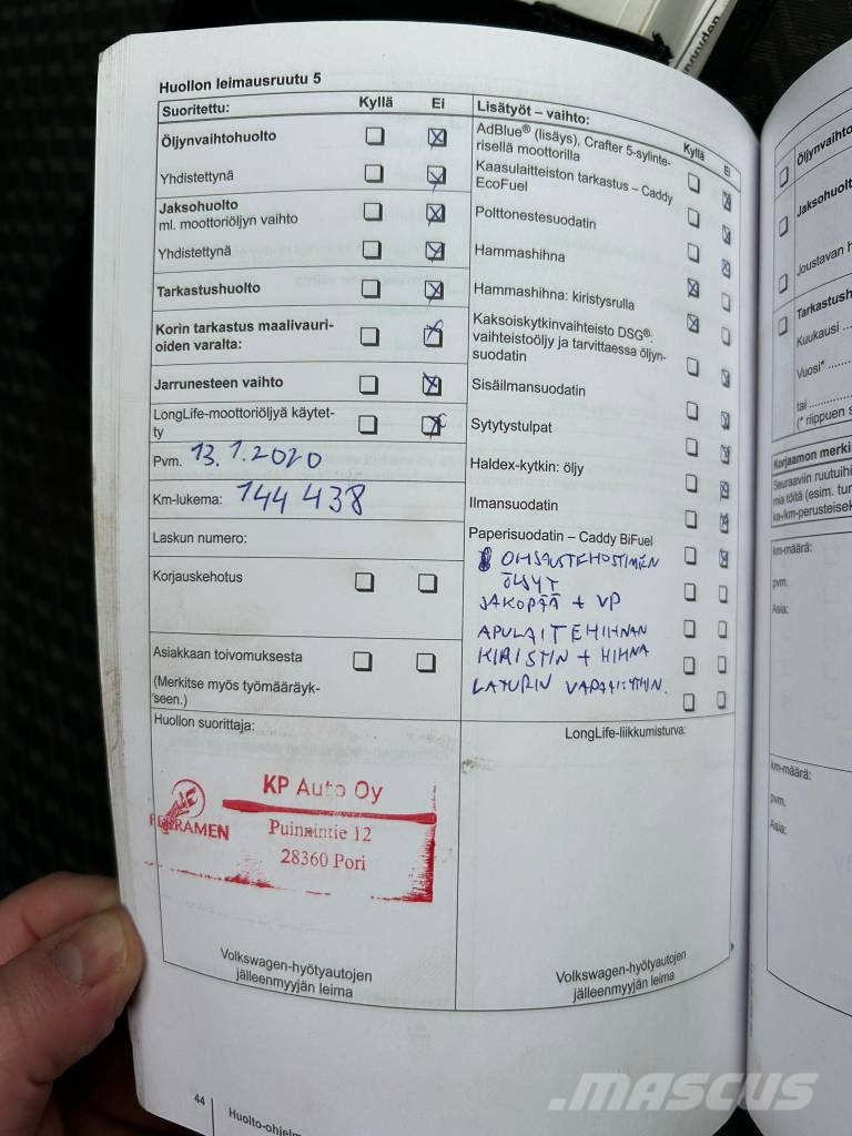 Volkswagen Transporter / 2xrenkaat,webasto,vakkari Lätta skåpbilar