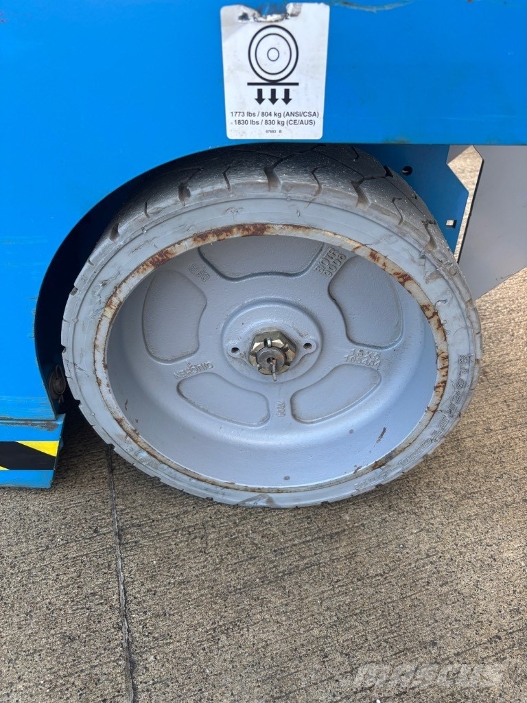 Genie GS 2632 剪叉式升降机