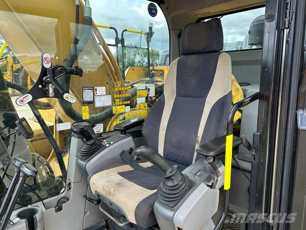 CAT 336 F L - 20m Long Reach Crawler excavators