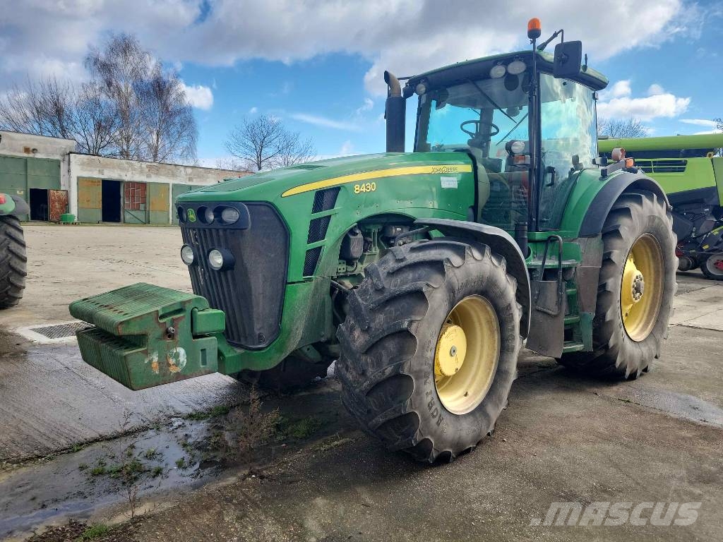 John Deere 8430 Tratores Agrícolas usados