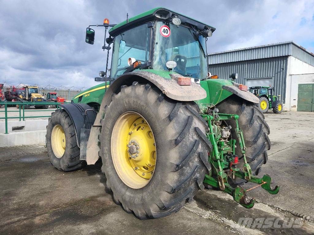 John Deere 8430 Tratores Agrícolas usados