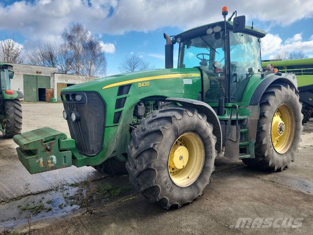 John Deere 8430 Tratores Agrícolas usados