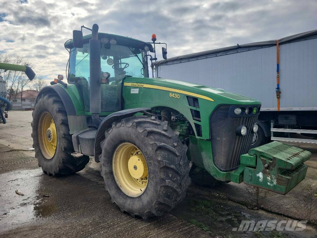 John Deere 8430 Tratores Agrícolas usados