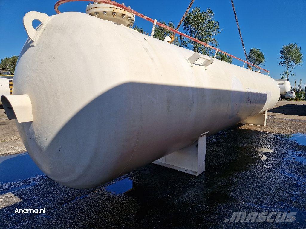 LPG / GAS 29.200 LITER Fuel and additive tanks