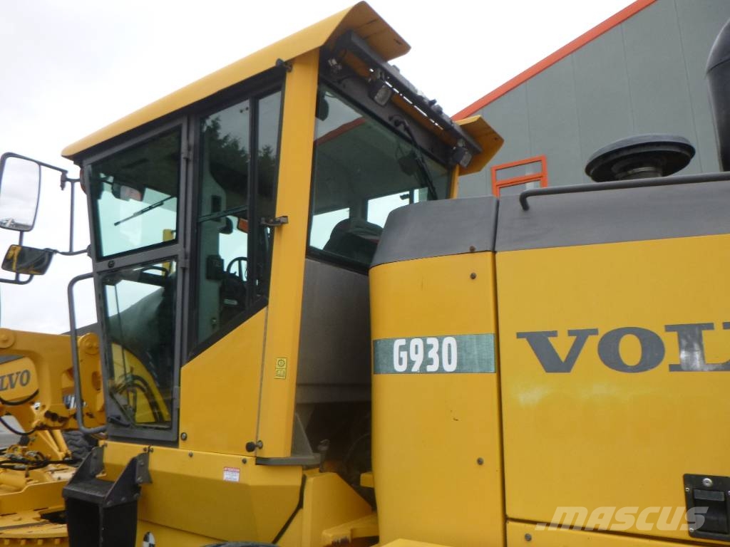 Volvo G930 (Low Hours !!!) Грейдери