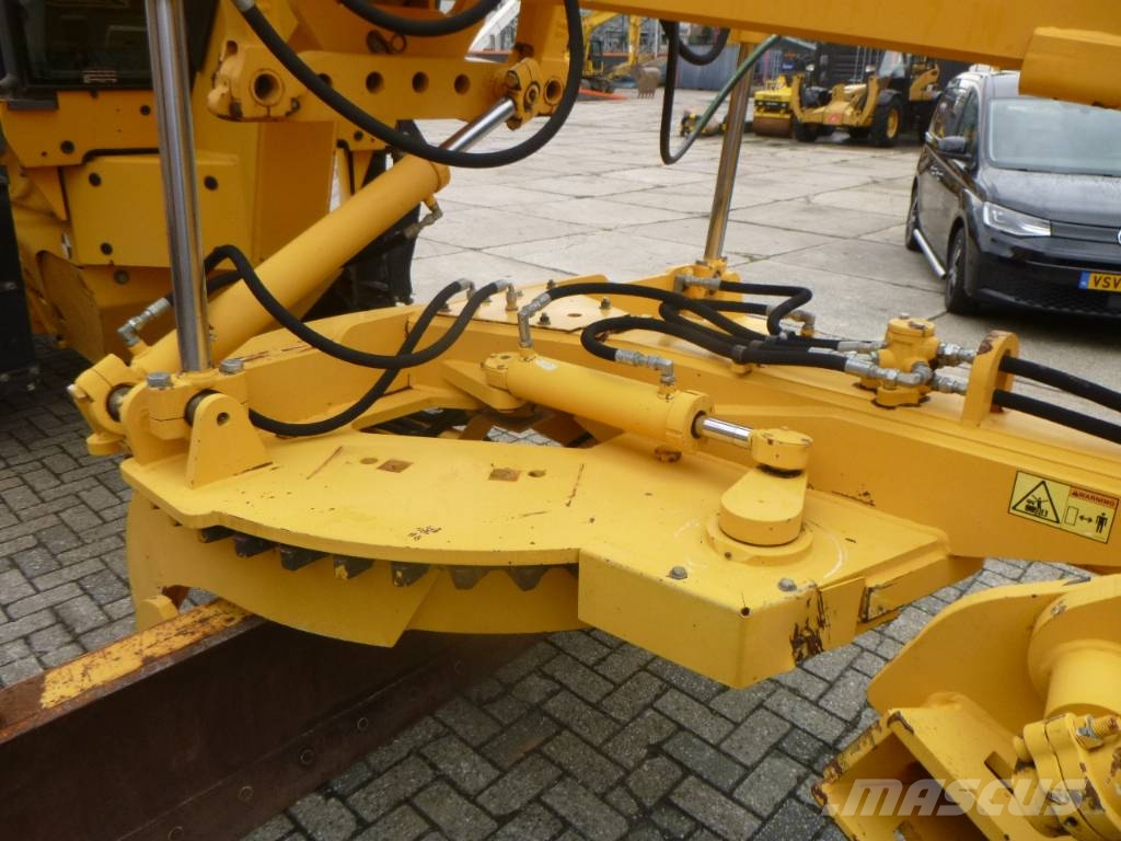 Volvo G930 (Low Hours !!!) Грейдери