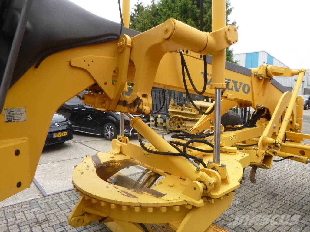 Volvo G930 (Low Hours !!!) Грейдери