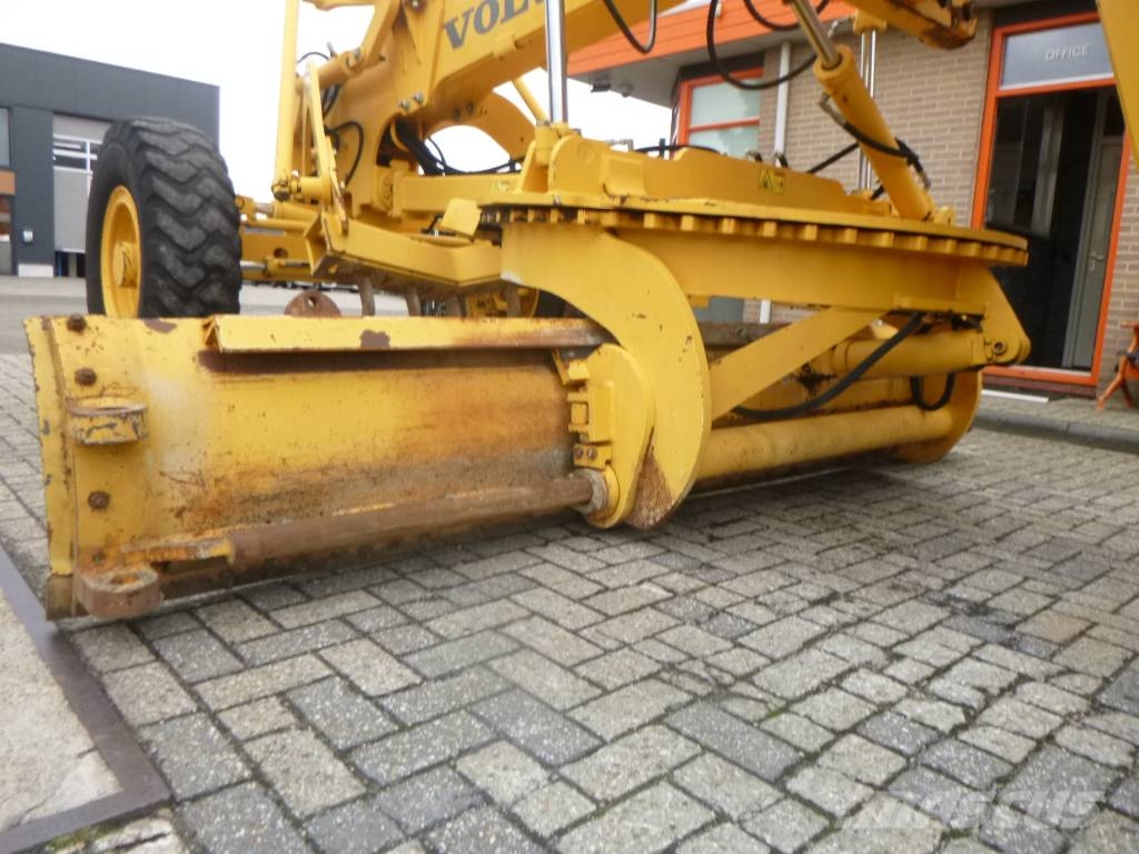 Volvo G930 (Low Hours !!!) Грейдери