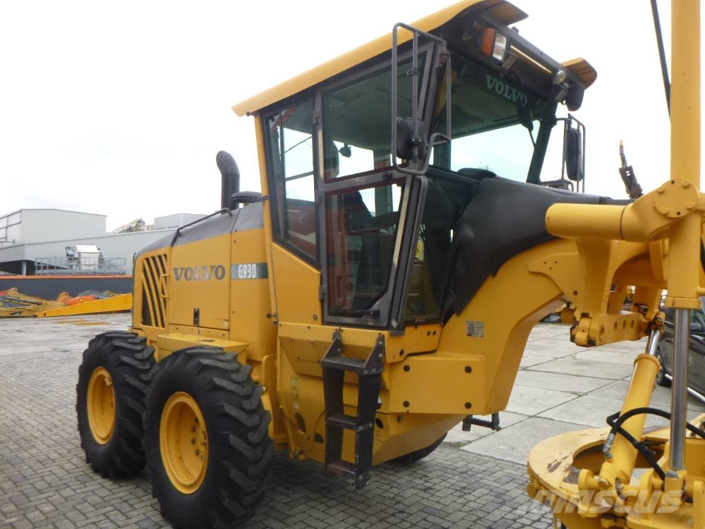 Volvo G930 (Low Hours !!!) Грейдери