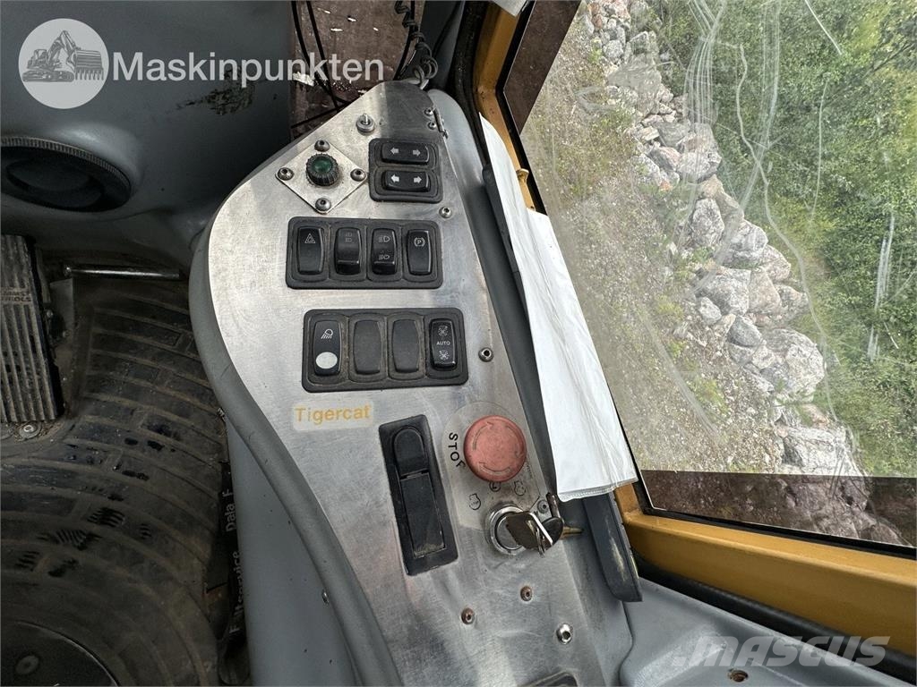 Tigercat 1075C Naudoti miškovežiai (Forvarderiai)
