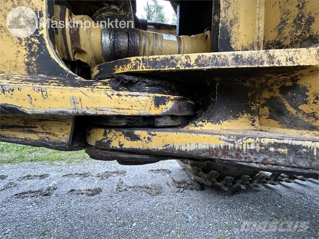 Tigercat 1075C Naudoti miškovežiai (Forvarderiai)
