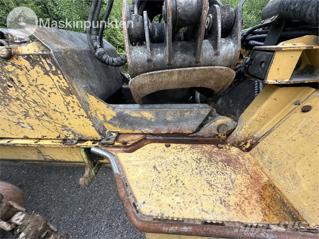Tigercat 1075C Naudoti miškovežiai (Forvarderiai)