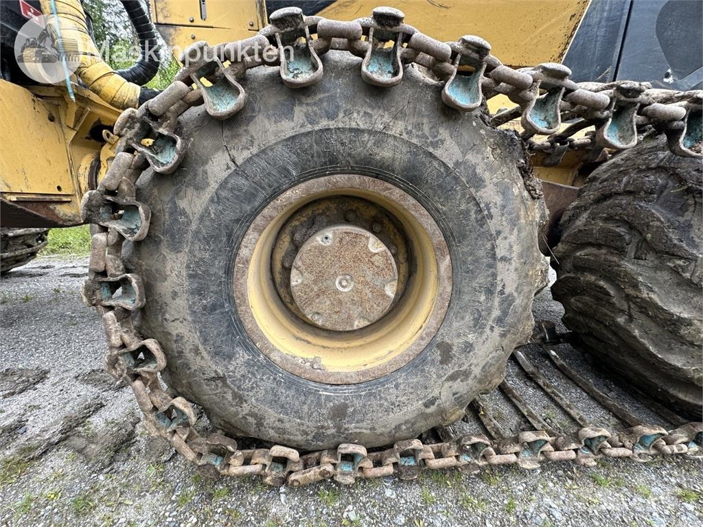 Tigercat 1075C Naudoti miškovežiai (Forvarderiai)
