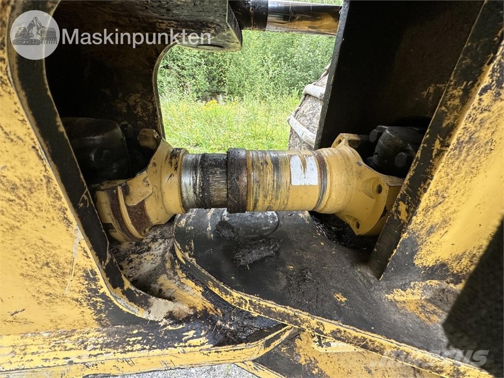 Tigercat 1075C Naudoti miškovežiai (Forvarderiai)