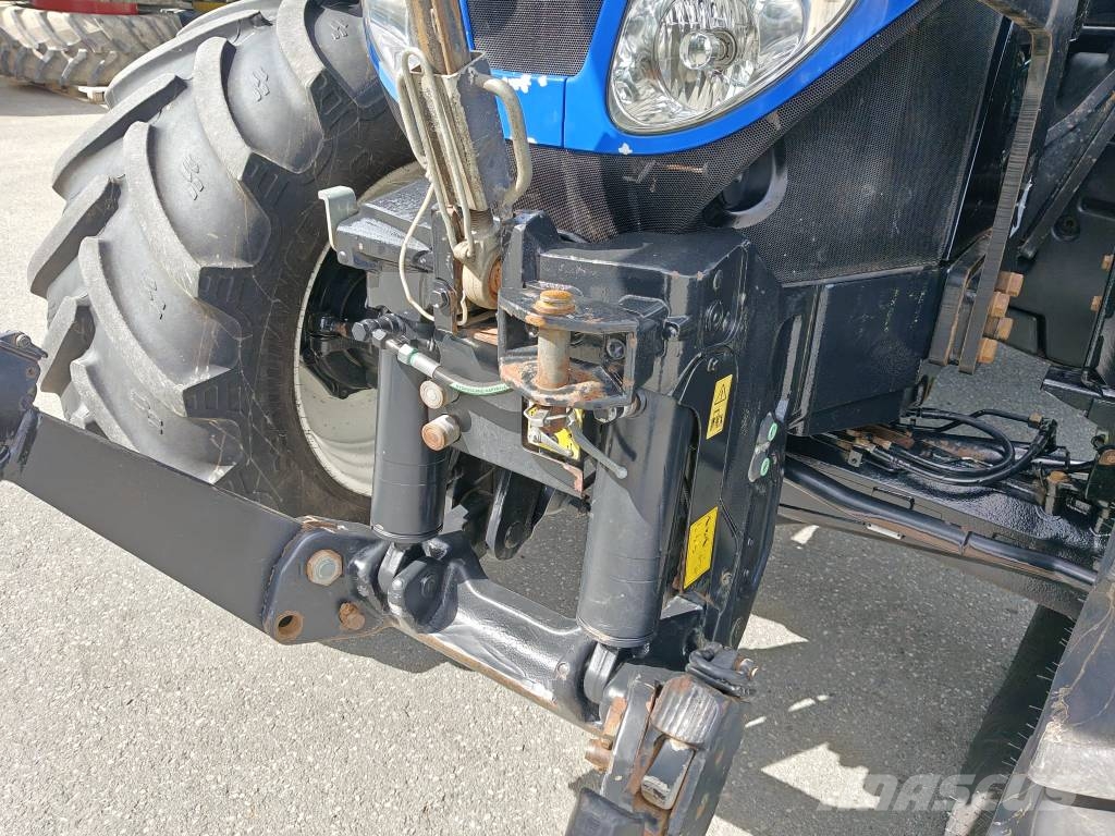 New Holland T 7.235 AC Traktoren