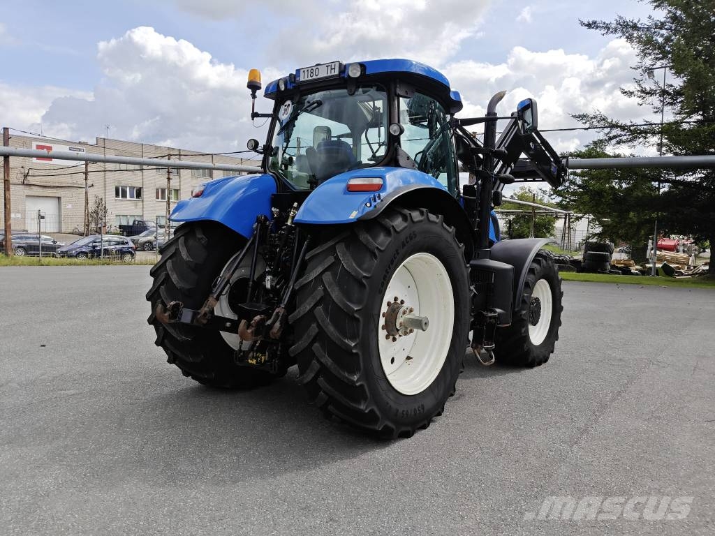 New Holland T 7.235 AC Traktoren