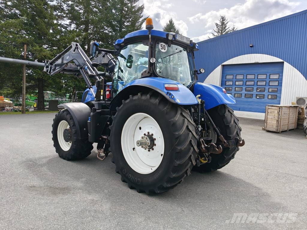 New Holland T 7.235 AC Traktoren