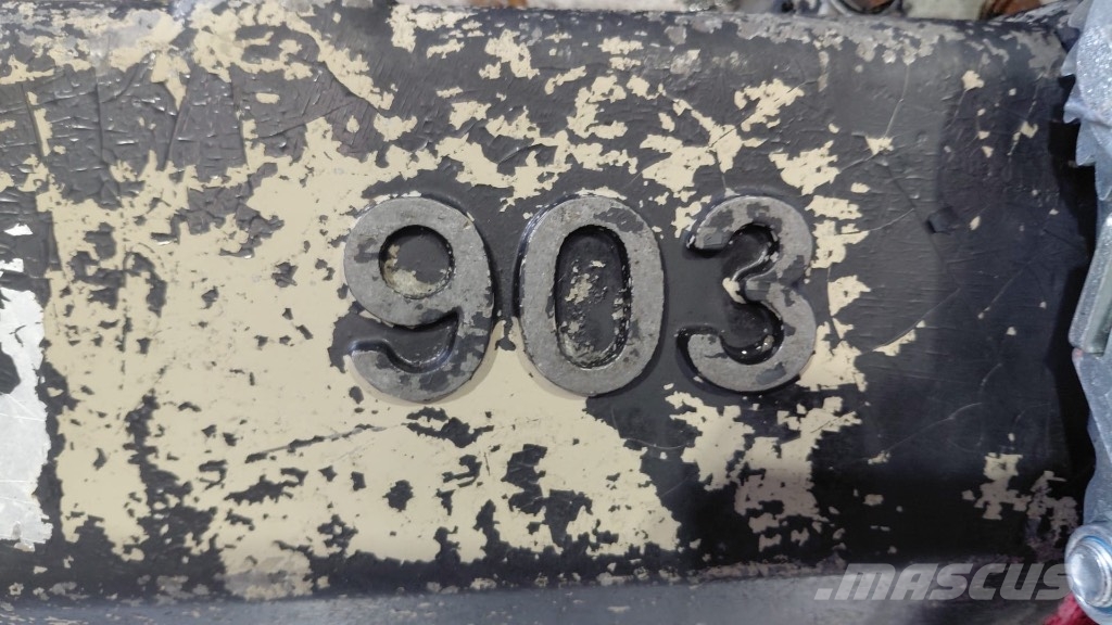 Cummins 903 Motoren