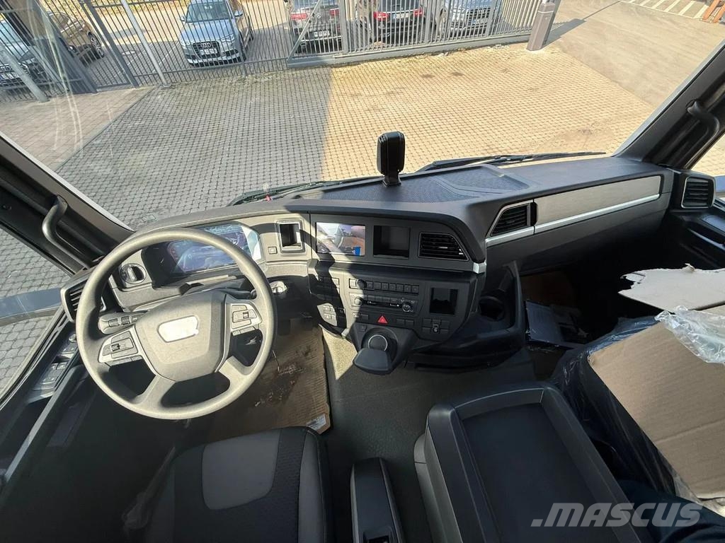 MAN TGS 41.440 MAN TGS 41.440 8x4 Abrollkipper + Kran Hook lift trucks
