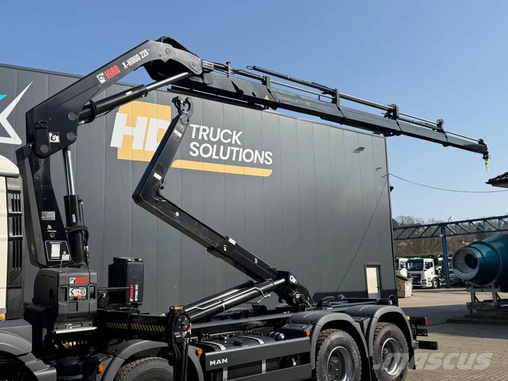 MAN TGS 41.440 MAN TGS 41.440 8x4 Abrollkipper + Kran Hook lift trucks