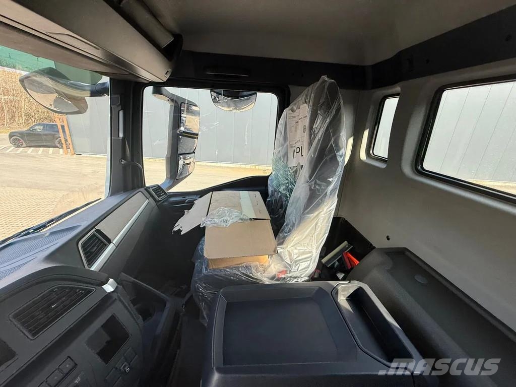 MAN TGS 41.440 MAN TGS 41.440 8x4 Abrollkipper + Kran Hook lift trucks