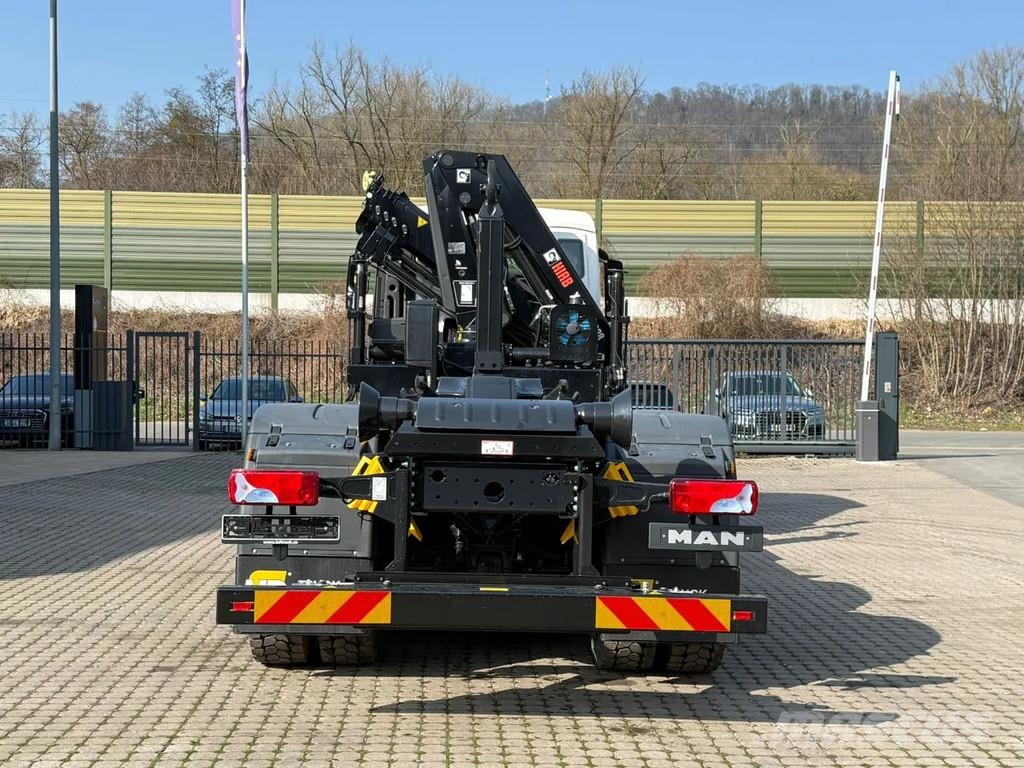 MAN TGS 41.440 MAN TGS 41.440 8x4 Abrollkipper + Kran Hook lift trucks