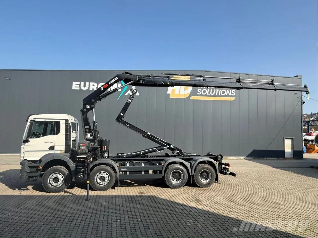 MAN TGS 41.440 MAN TGS 41.440 8x4 Abrollkipper + Kran Hook lift trucks