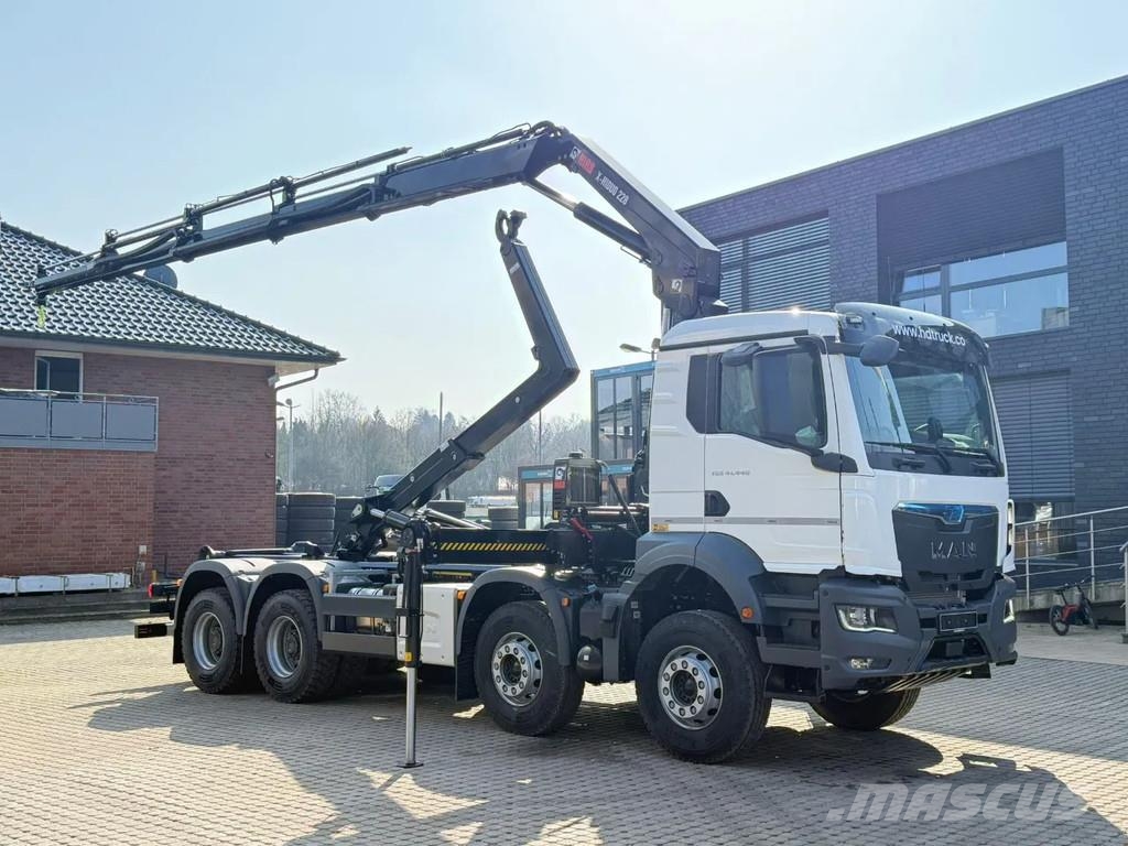 MAN TGS 41.440 MAN TGS 41.440 8x4 Abrollkipper + Kran Hook lift trucks