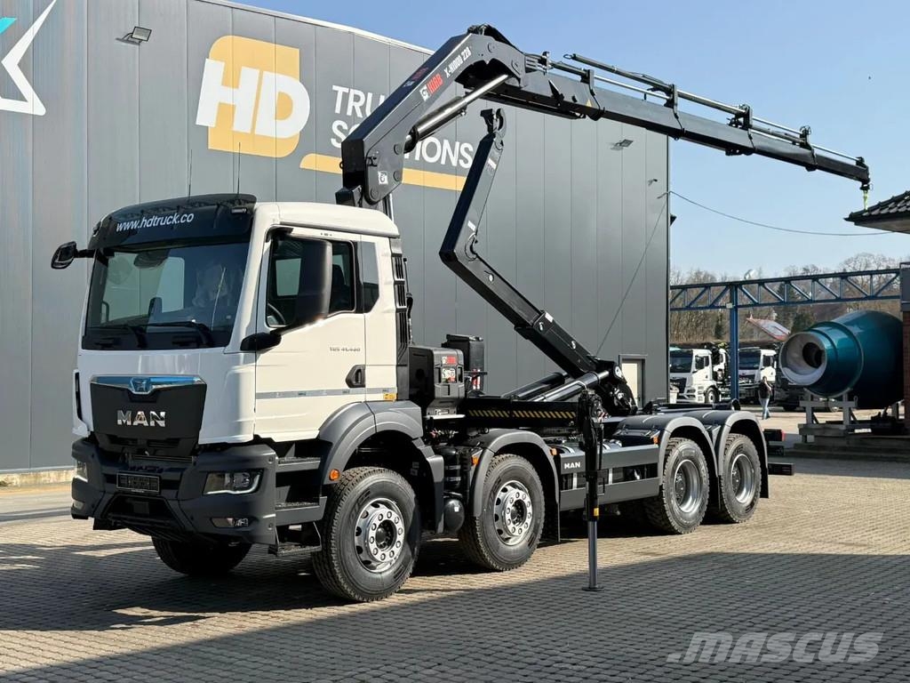 MAN TGS 41.440 MAN TGS 41.440 8x4 Abrollkipper + Kran Hook lift trucks