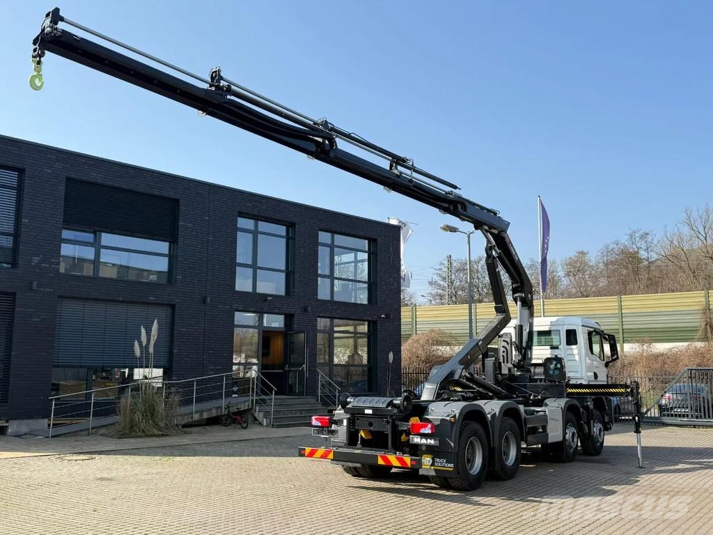 MAN TGS 41.440 MAN TGS 41.440 8x4 Abrollkipper + Kran Hook lift trucks