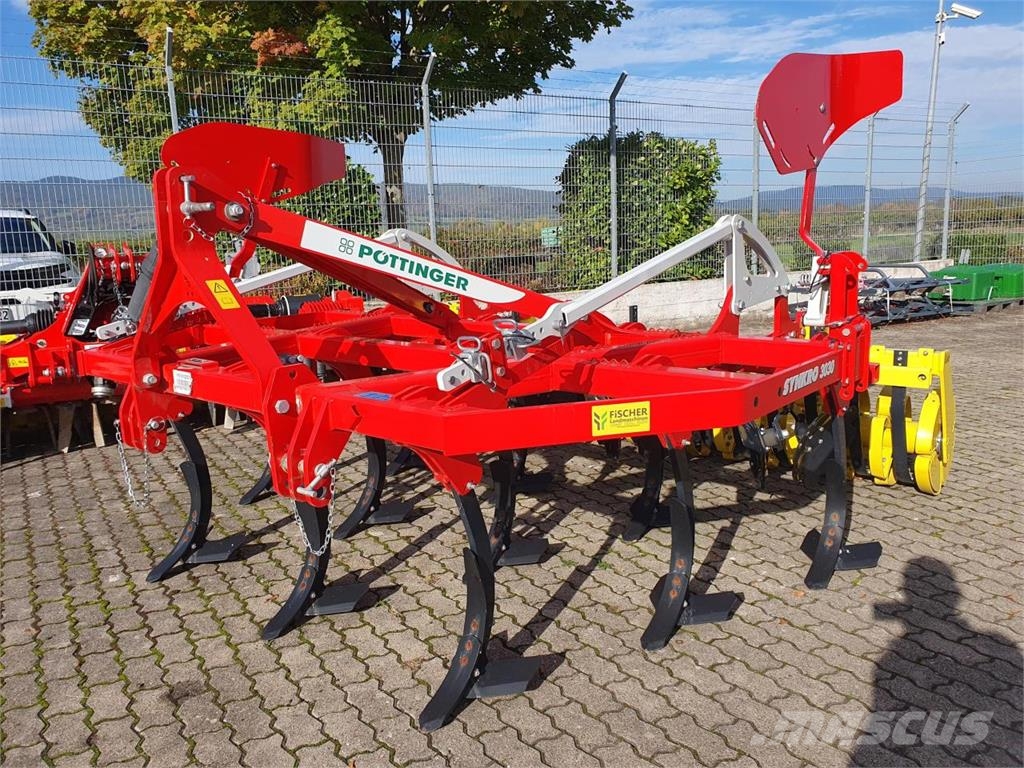 Pöttinger SYNKRO 3030 Cultivators