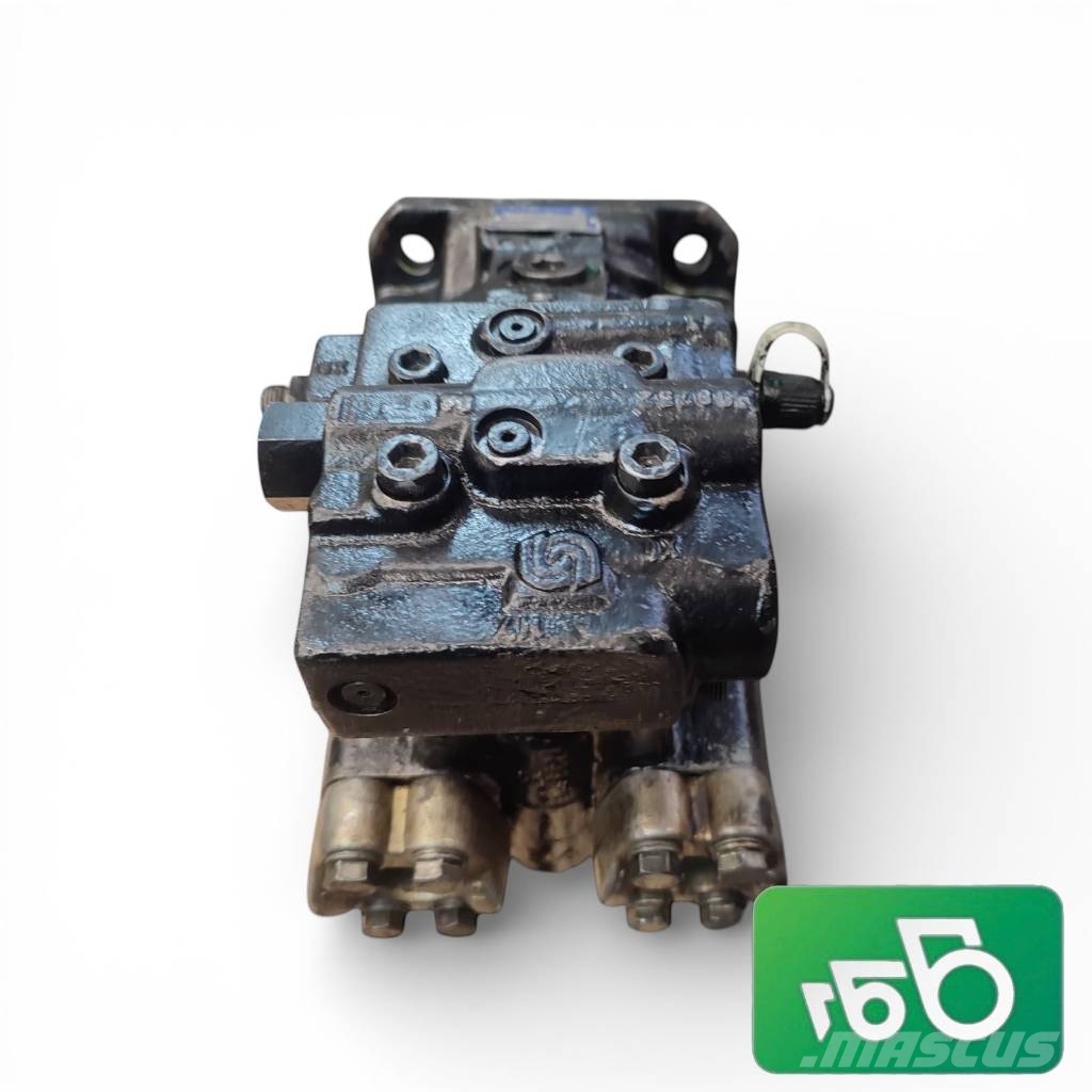 Bobcat T 2556 Sauer Danfoss 507362 51D110 Hydromotor dri Chassis en ophanging