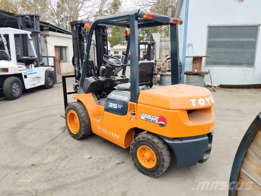 Toyota 7 FD 35 N Πετρελαιοκίνητα Κλαρκ