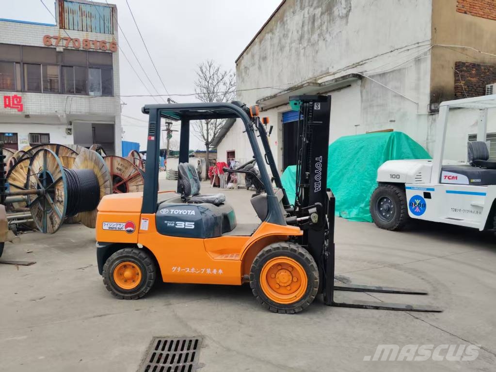 Toyota 7 FD 35 N Πετρελαιοκίνητα Κλαρκ