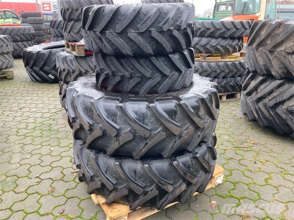 BKT 320/65R18 Mitas 440/70R28 Tyres, wheels and rims