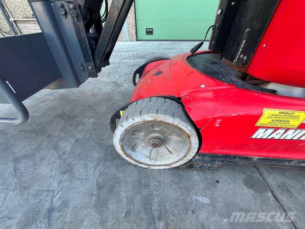 Manitou 100VJR Evolution 견인식 전동이동 리프트