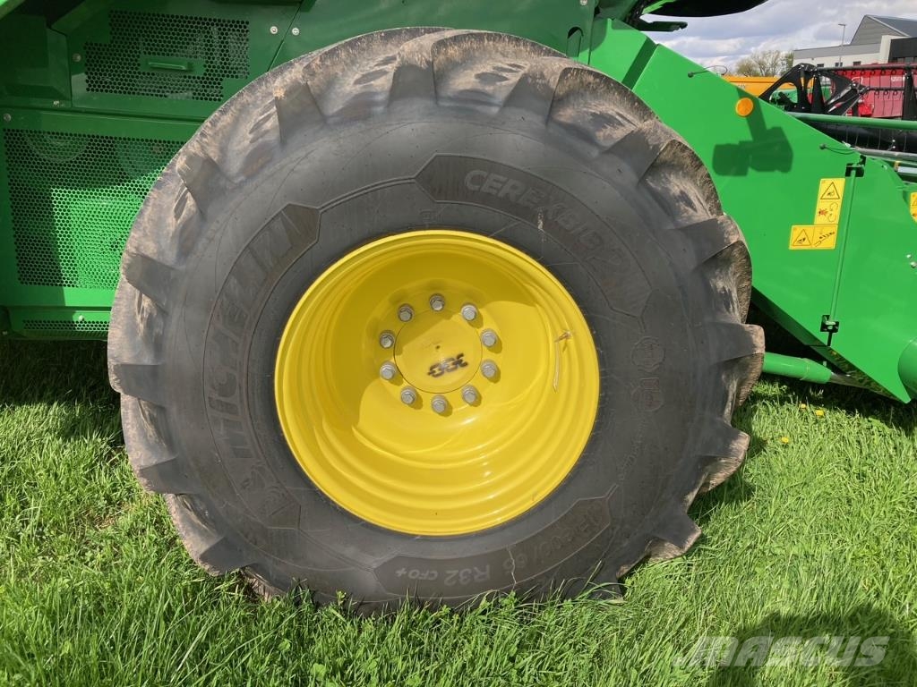 John Deere T 660 HM Зернозбиральні комбайни