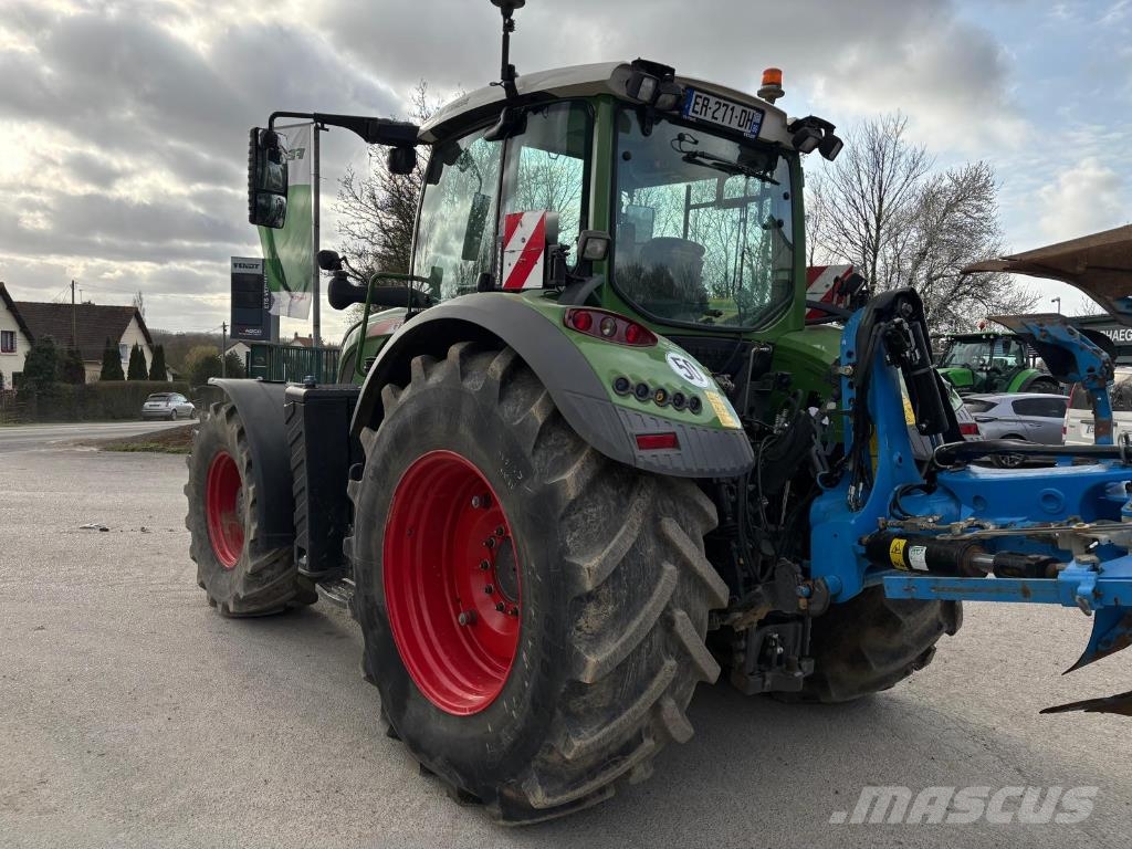 Fendt 724 S4 PROFI + Трактори