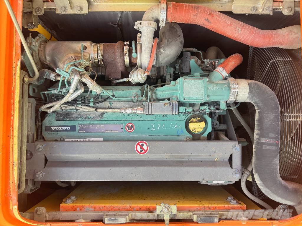 Volvo EW 160 B Wielgraafmachines