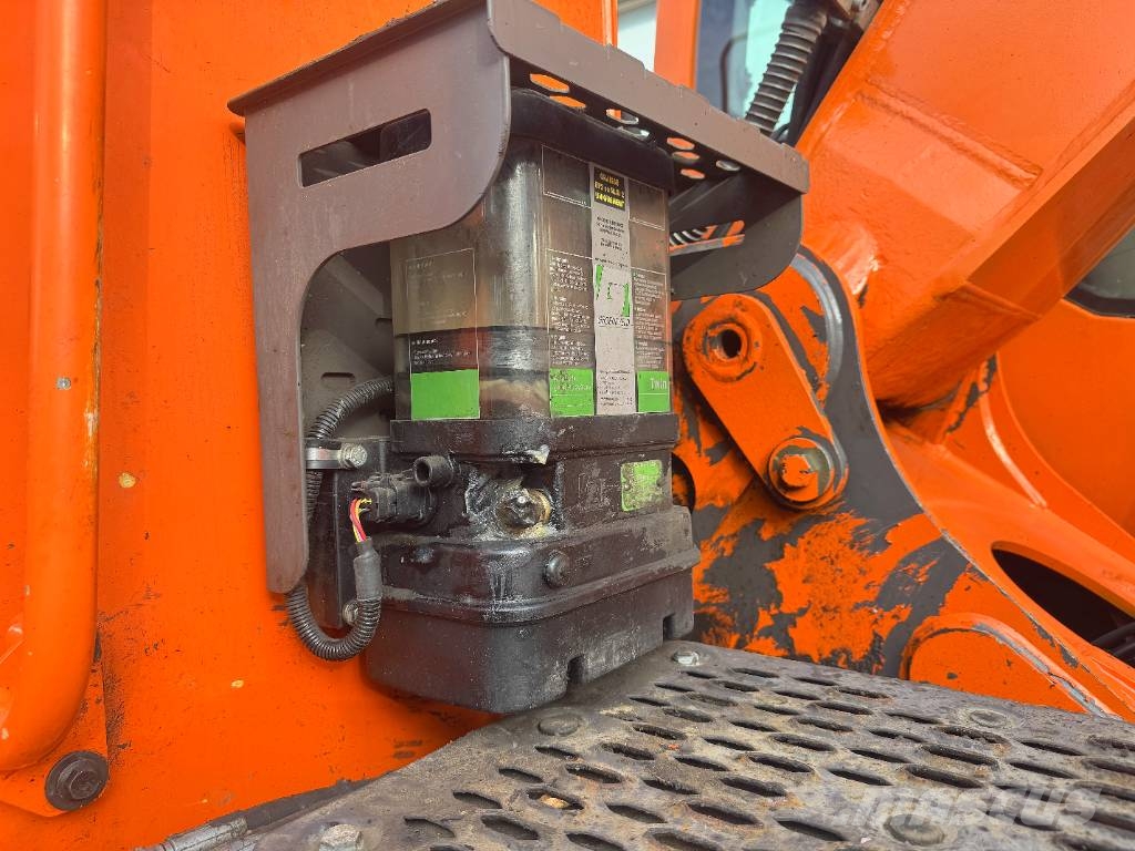 Volvo EW 160 B Wielgraafmachines